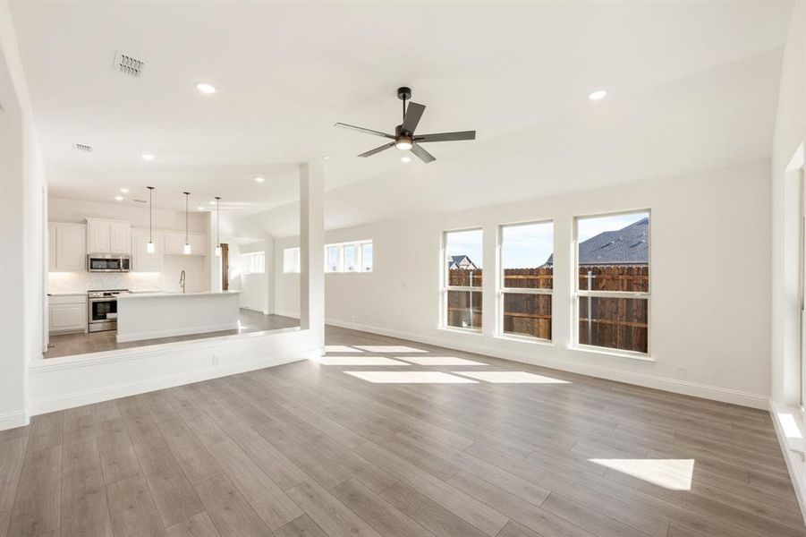 Spacious, unfurnished interior of a new home in Georgetown at Kings Fort, Kaufman (Image 34).