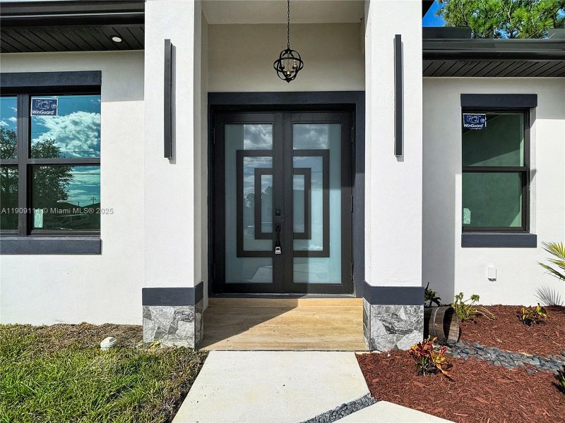 Exterior details and patio area of a home in , Lehigh Acres (Image 2).
