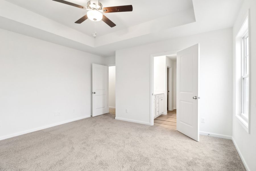 Spacious, unfurnished interior of a new home in Portrait Hills, Aiken (Image 22).