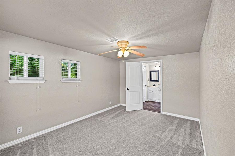 Spacious, unfurnished interior of a new home in , Weatherford (Image 19). Spacious, unfurnished interior of a new home in , Weatherford (Image 19).