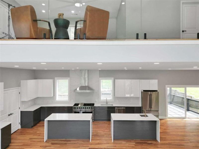 Furnished interior view inside a new home in , Atlanta (Image 54).
