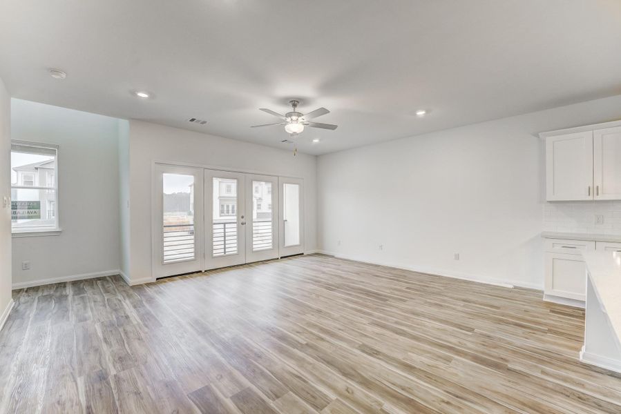 Spacious, unfurnished interior of a new home in Townsen Landing, Humble (Image 33). Spacious, unfurnished interior of a new home in Townsen Landing, Humble (Image 33).