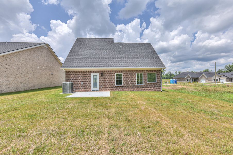 Exterior details and patio area of a home in Legacy Preserve, Tullahoma (Image 3).