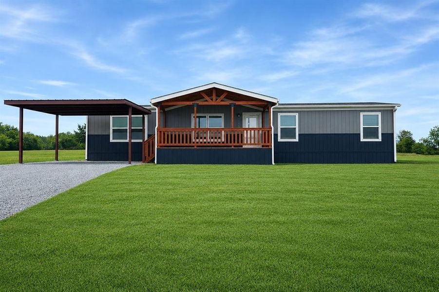 Exterior details and patio area of a home in , Springtown (Image 23).