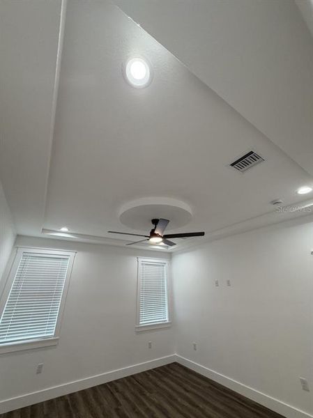 Spacious, unfurnished interior of a new home in , Okeechobee (Image 31).