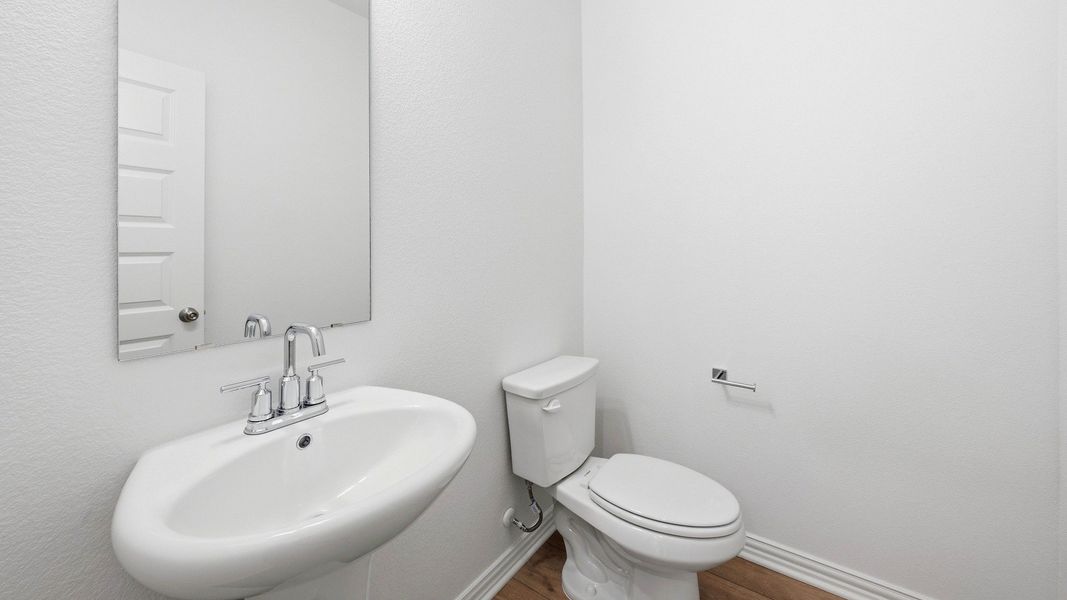Furnished interior view inside a new home in Oaks at San Gabriel, Georgetown (Image 20).