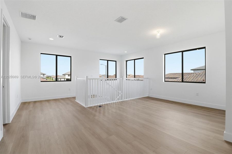 Spacious, unfurnished interior of a new home in , Ave Maria (Image 36).
