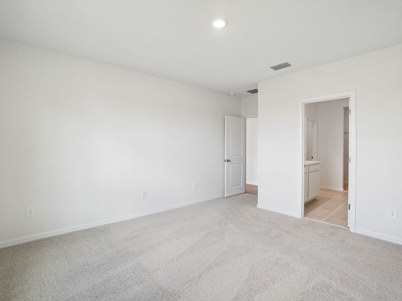 Spacious, unfurnished interior of a new home in Salt Meadows - Classic Series, Parrish (Image 16).