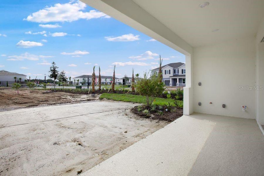 Image 38 of a home in Firethorn.