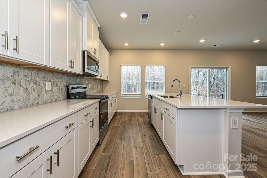 Furnished interior view inside a new home in Buffalo Ridge, Newton (Image 2). Furnished interior view inside a new home in Buffalo Ridge, Newton (Image 2).