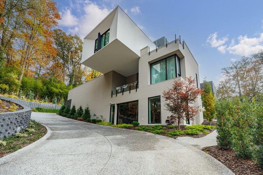 Front exterior of a new home in , Atlanta, GA, highlighting curb appeal (Image 31). Front exterior of a new home in , Atlanta, GA, highlighting curb appeal (Image 31).