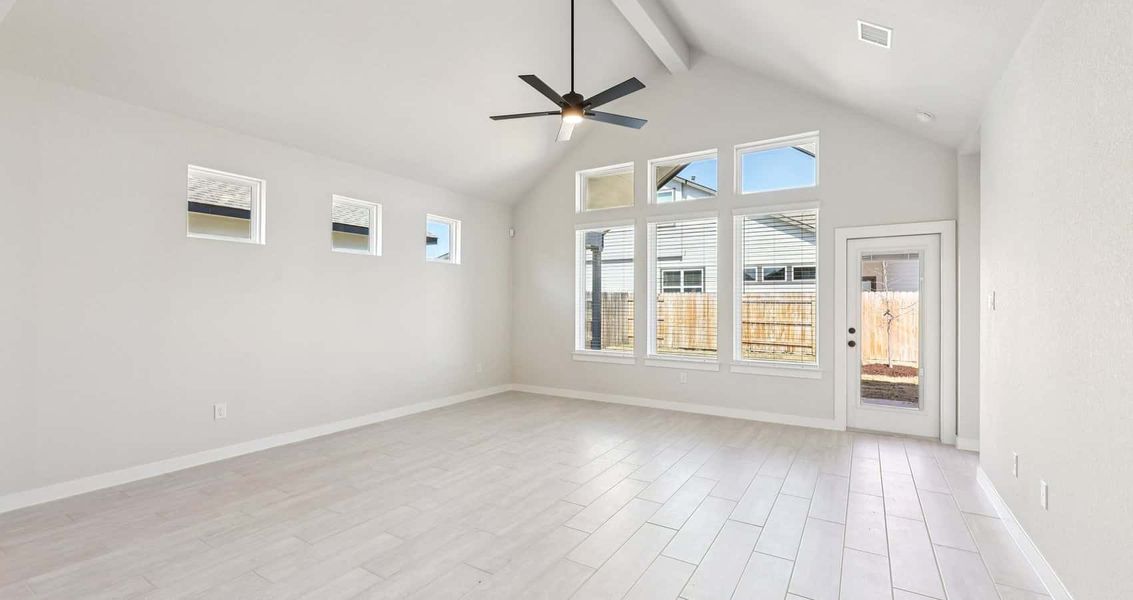 Spacious, unfurnished interior of a new home in Trace, San Marcos (Image 21).