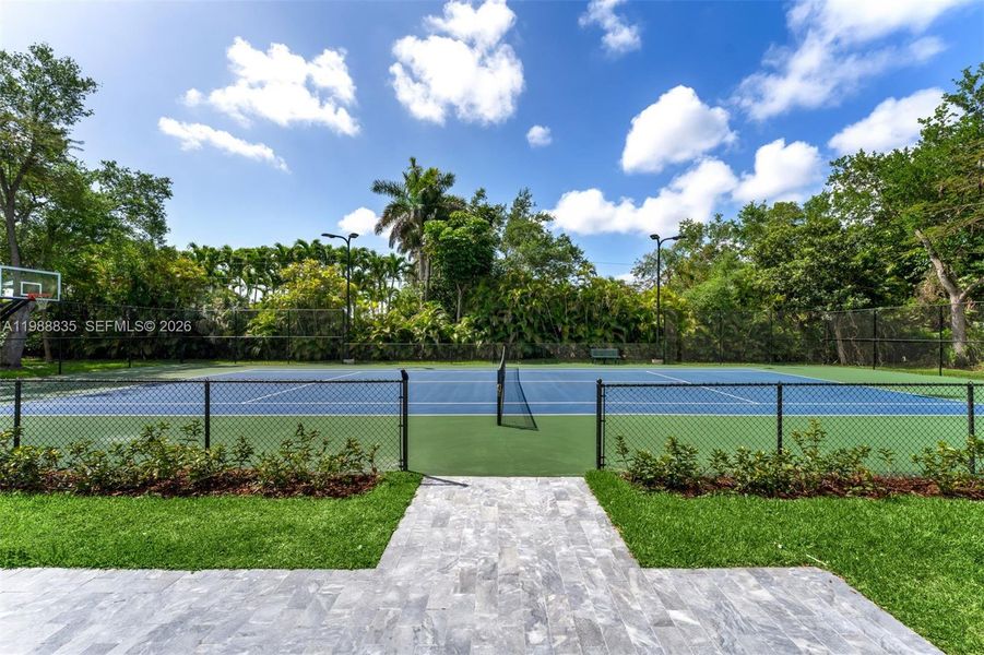 Community amenities in , Miami (Image 31).