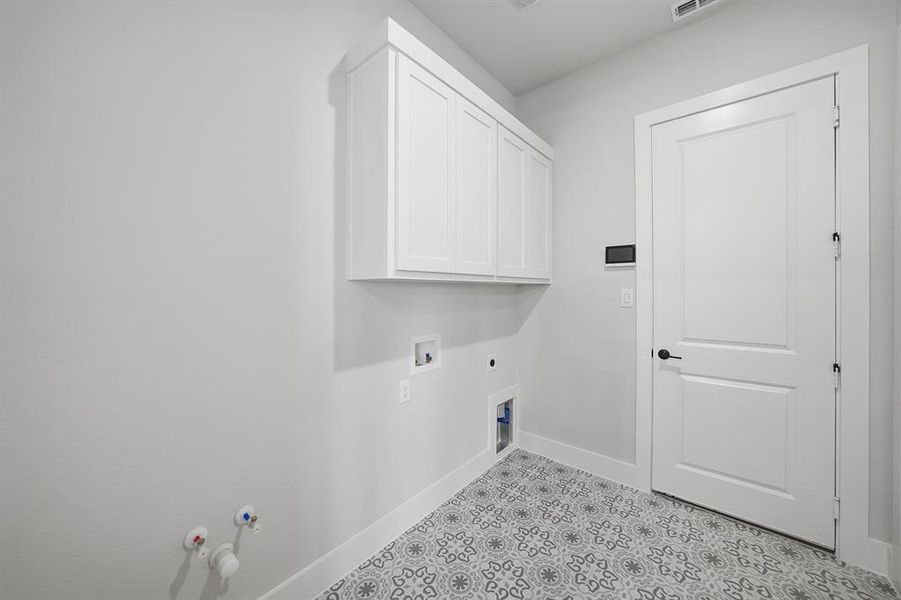 Spacious, unfurnished interior of a new home in , Prosper (Image 20). Spacious, unfurnished interior of a new home in , Prosper (Image 20).