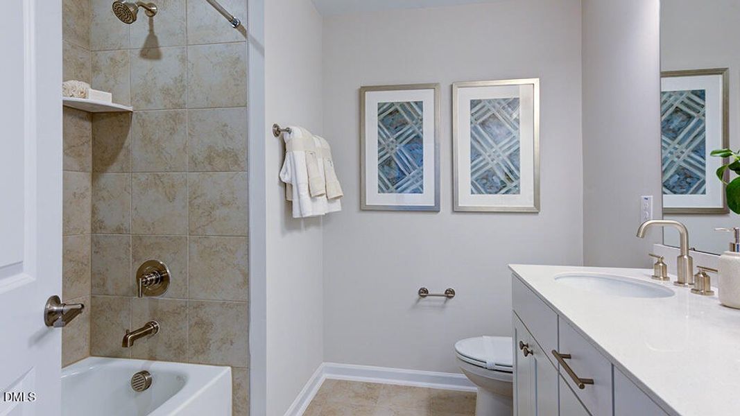 Hamilton_42 Hamilton_42