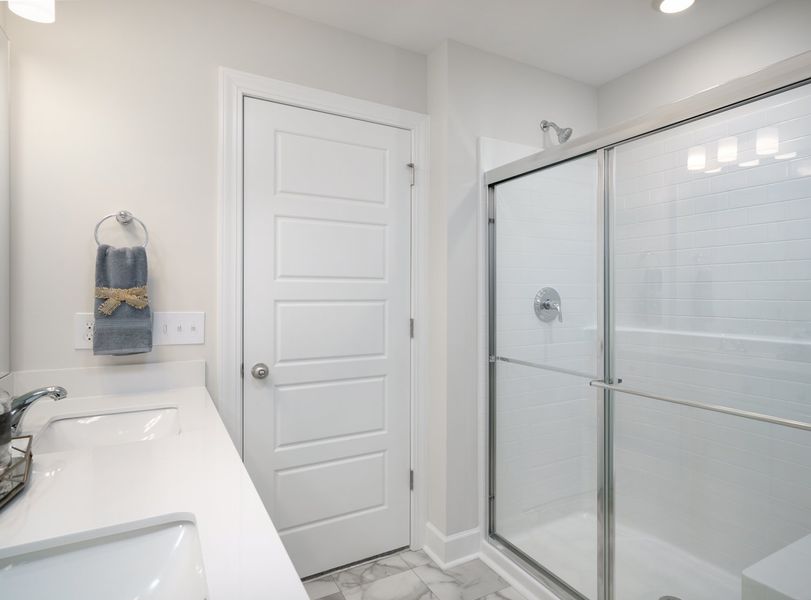 Representative furnished interior of a home built from the The Kennedy by Cothran Homes in Holly Ridge, Greenville (Image 29).