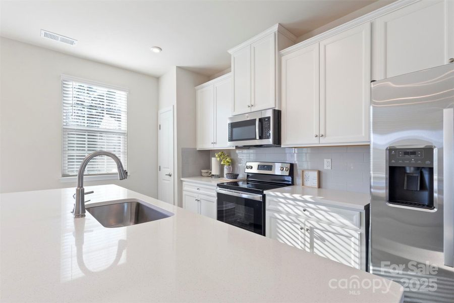 Furnished interior view inside a new home in , Gastonia (Image 6).