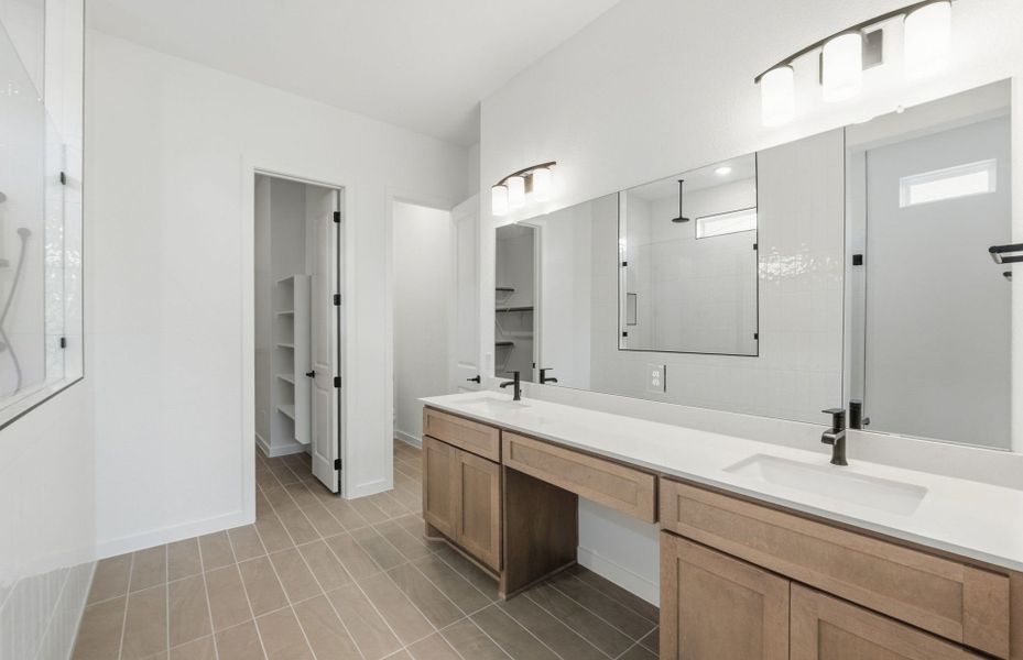 Furnished interior view inside a new home in 6 Creeks, Kyle (Image 12).