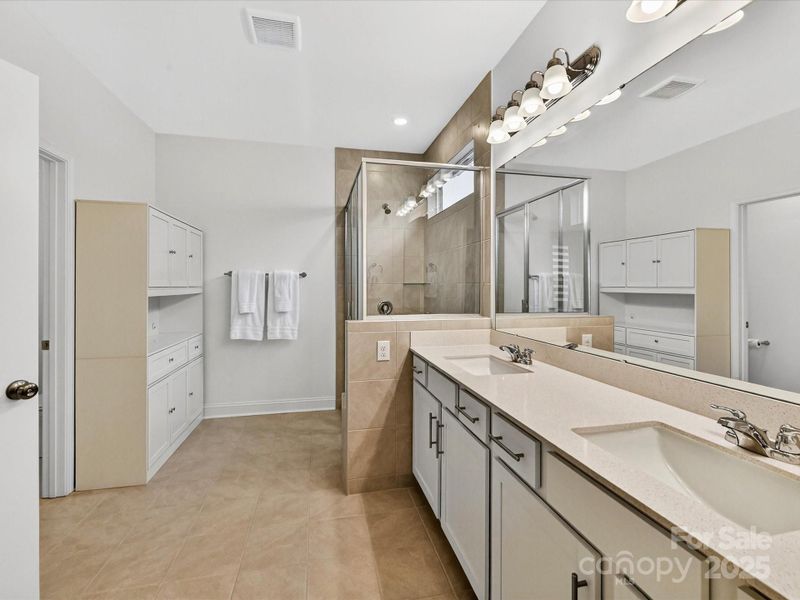 Furnished interior view inside a new home in Kinsdale, Lancaster (Image 37).