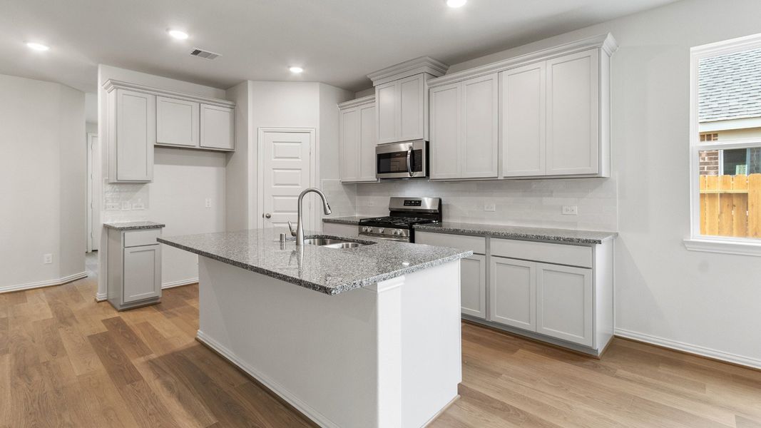 Representative furnished interior of a home built from the Benchmark by Brightland Homes in Mostyn Springs, Magnolia (Image 7).