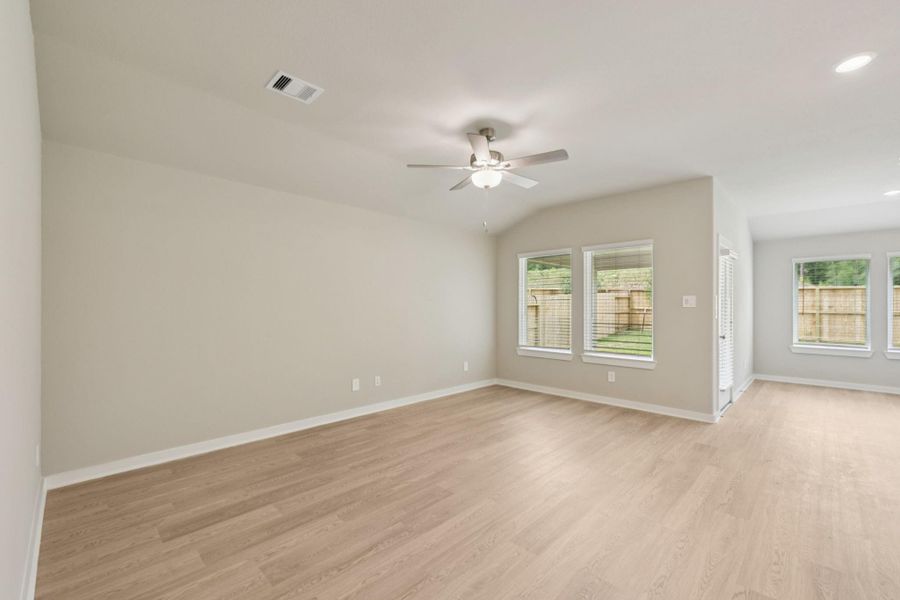 Photo is not of the actual home but is an inspirational photo of builder’s model home and may depict options, furnishings, and/or decorator features that are not included.