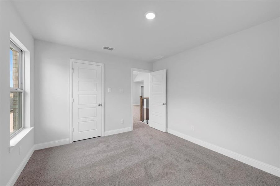 Spacious, unfurnished interior of a new home in Aster Park, McKinney (Image 35).