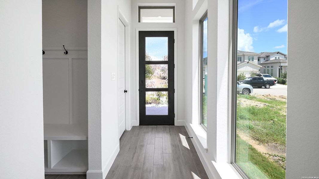 Spacious, unfurnished interior of a new home in Solms Landing, New Braunfels (Image 18).