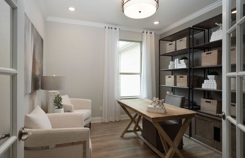 Representative furnished interior of a home built from the Mooreville by Pulte Homes in Crescent Bluff, Georgetown (Image 9).