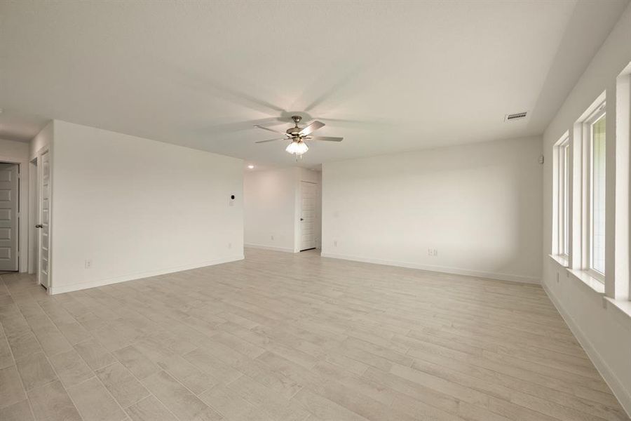 Spacious, unfurnished interior of a new home in Gatlin Ranch, Springtown (Image 14). Spacious, unfurnished interior of a new home in Gatlin Ranch, Springtown (Image 14).