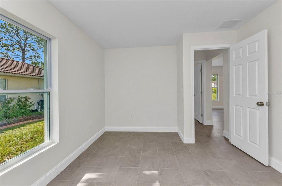 Spacious, unfurnished interior of a new home in , North Port (Image 26).