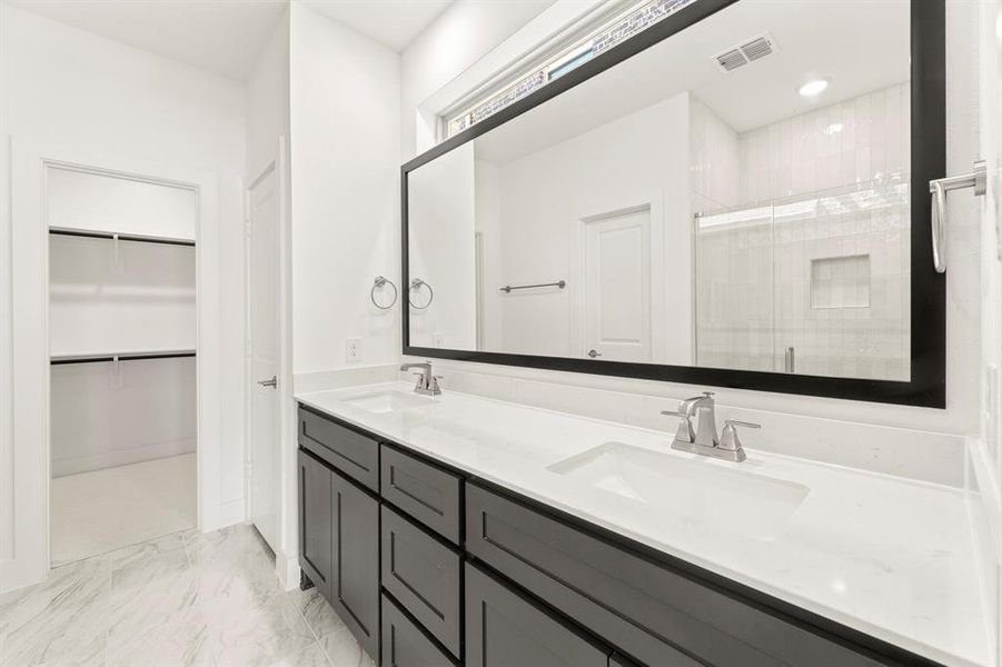 08. 8232 Caprock - Bath 08. 8232 Caprock - Bath