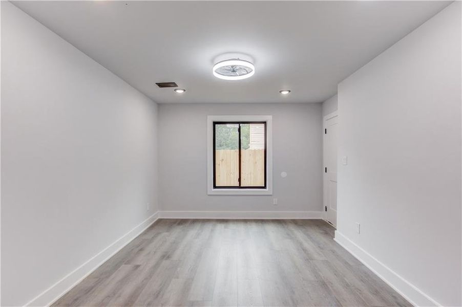 Spacious, unfurnished interior of a new home in , Atlanta (Image 75). Spacious, unfurnished interior of a new home in , Atlanta (Image 75).