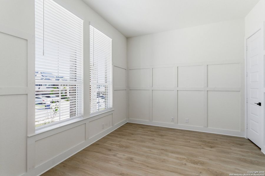 Spacious, unfurnished interior of a new home in Buffalo Crossing, Cibolo (Image 21).