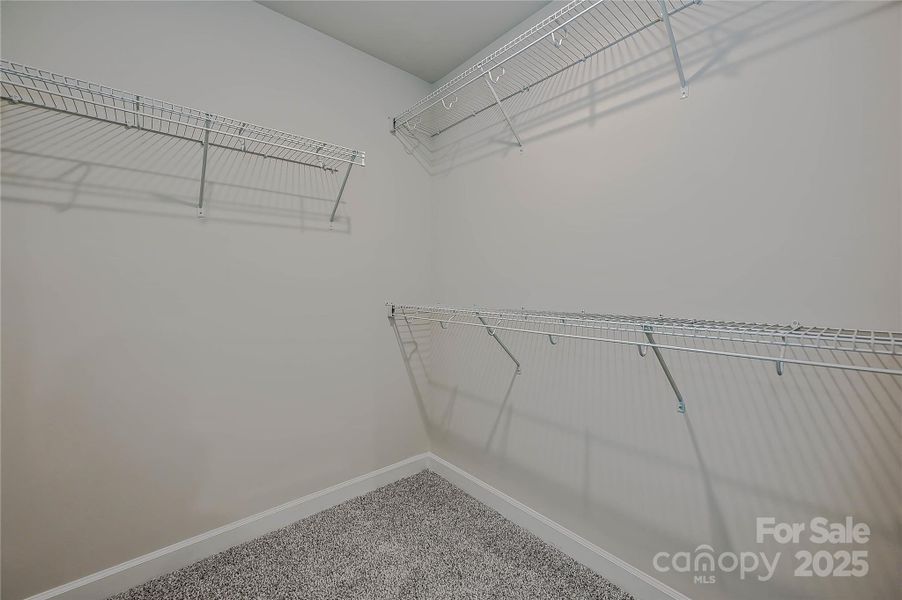 Spacious, unfurnished interior of a new home in Walnut Reserve, Conover (Image 19).