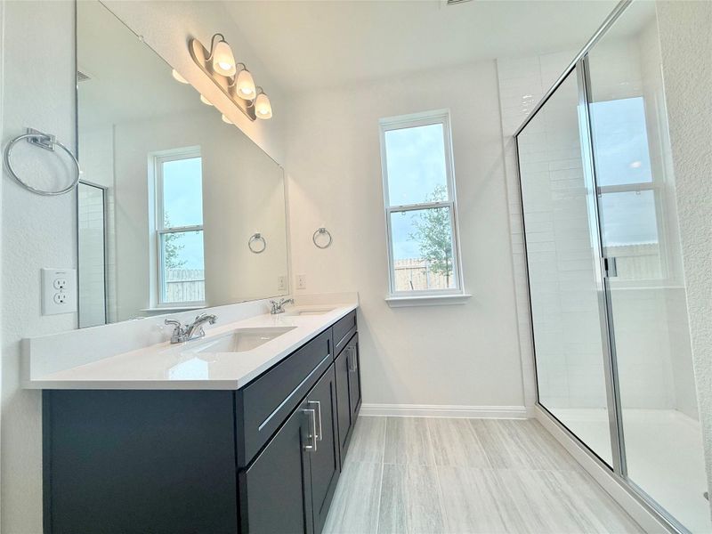Furnished interior view inside a new home in Porter Country, Buda (Image 9).