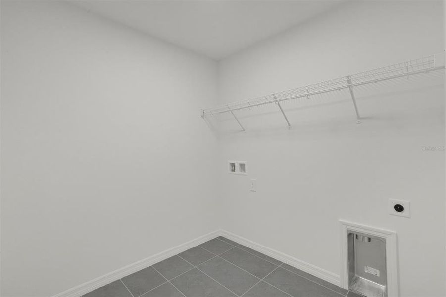 Spacious, unfurnished interior of a new home in Southpointe, Palmetto (Image 20).