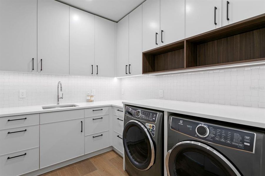 Furnished interior view inside a new home in , Indian Rocks Beach (Image 50). Furnished interior view inside a new home in , Indian Rocks Beach (Image 50).