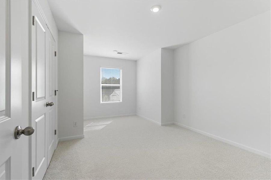 Spacious, unfurnished interior of a new home in Park Center Pointe, Austell (Image 31). Spacious, unfurnished interior of a new home in Park Center Pointe, Austell (Image 31).