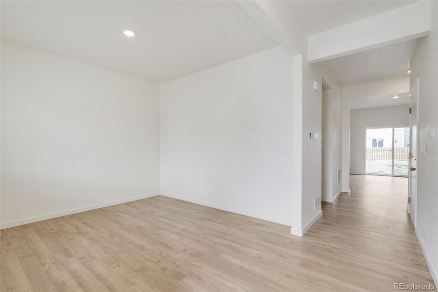 Spacious, unfurnished interior of a new home in Trails at Crowfoot, Parker (Image 16). Spacious, unfurnished interior of a new home in Trails at Crowfoot, Parker (Image 16).