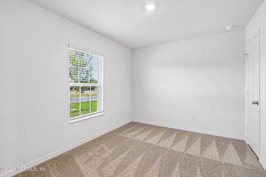 Spacious, unfurnished interior of a new home in , Jacksonville (Image 13).