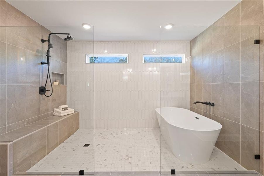 Furnished interior view inside a new home in , Dallas (Image 15).