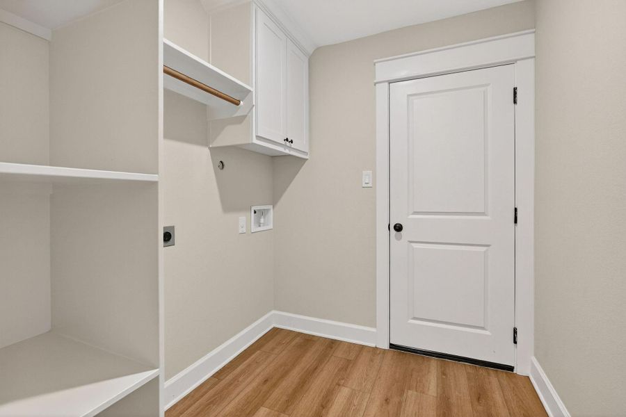 Spacious, unfurnished interior of a new home in , Snook (Image 25). Spacious, unfurnished interior of a new home in , Snook (Image 25).