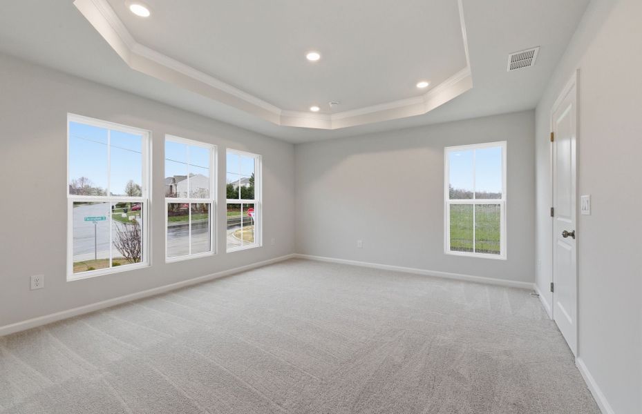 Spacious, unfurnished interior of a new home in Flemingfield, Greensboro (Image 36).
