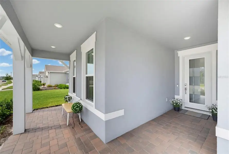 Exterior details and patio area of a home in , St. Cloud (Image 37).