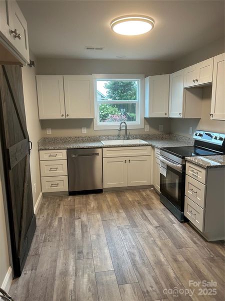 Furnished interior view inside a new home in , Ronda (Image 8).