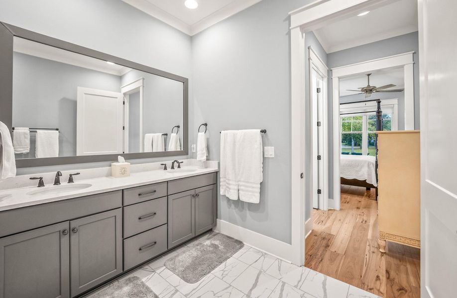 Furnished interior view inside a new home in , Beaufort (Image 11).