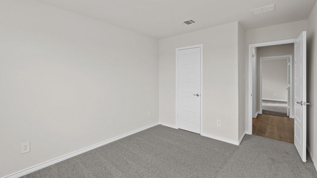 Spacious, unfurnished interior of a new home in Trailstone, Caddo Mills (Image 23). Spacious, unfurnished interior of a new home in Trailstone, Caddo Mills (Image 23).