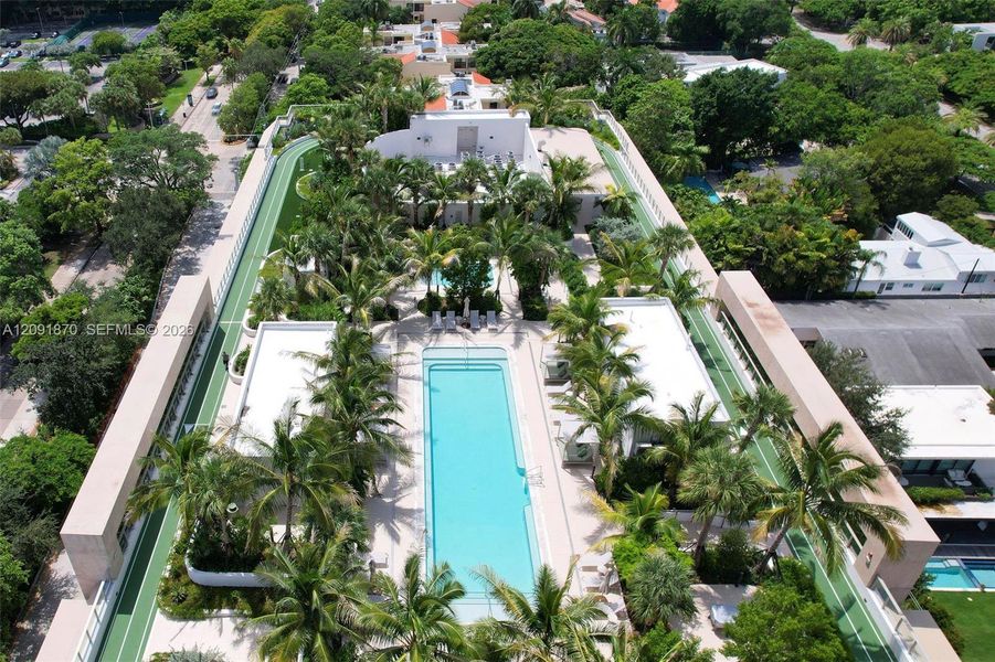 Community amenities in , Miami (Image 65).