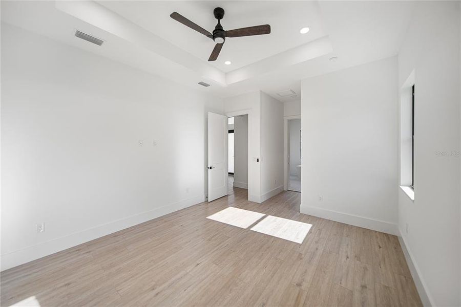 Spacious, unfurnished interior of a new home in , Port Charlotte (Image 62). Spacious, unfurnished interior of a new home in , Port Charlotte (Image 62).