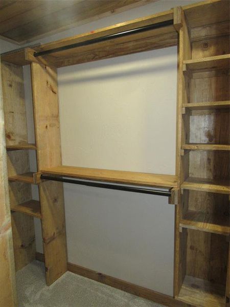 Image 33 of a home in .
